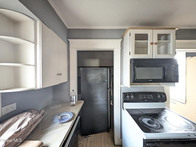 450 Eleanor Street, Schenectady, NY 12306