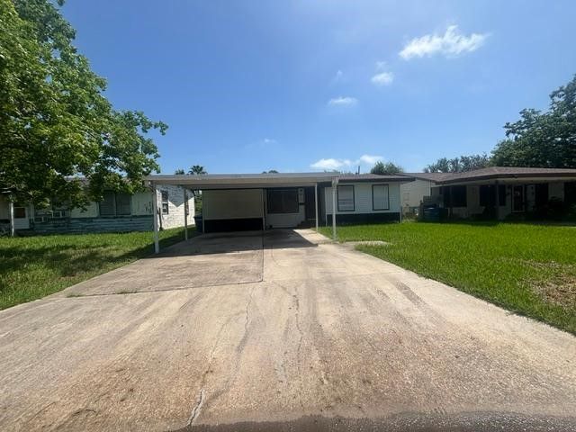 5614 Cordelia St, Corpus Christi, TX 78412