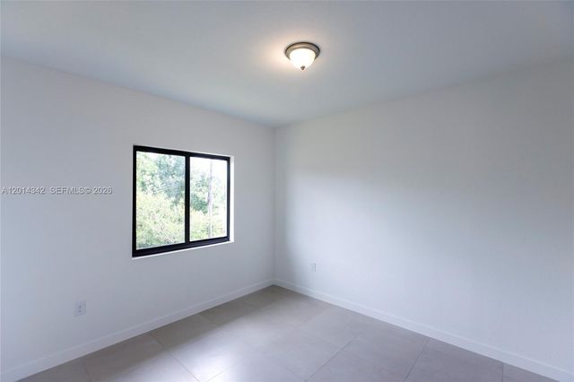 9155 NW 32 Avenue, Miami, FL 33147