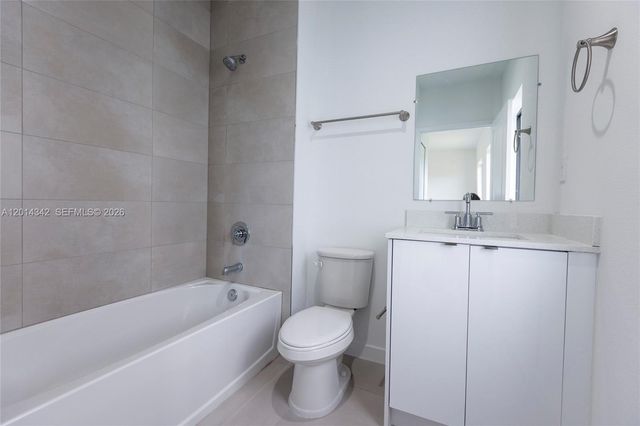 9155 NW 32 Avenue, Miami, FL 33147