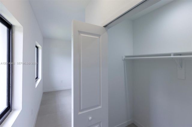 9155 NW 32 Avenue, Miami, FL 33147