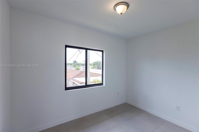 9155 NW 32 Avenue, Miami, FL 33147