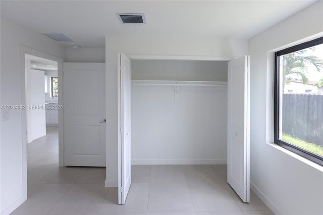 9155 NW 32 Avenue, Miami, FL 33147