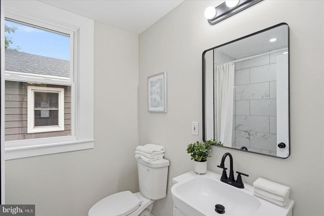 1 GLENWOOD AVE, Baltimore, MD 21228