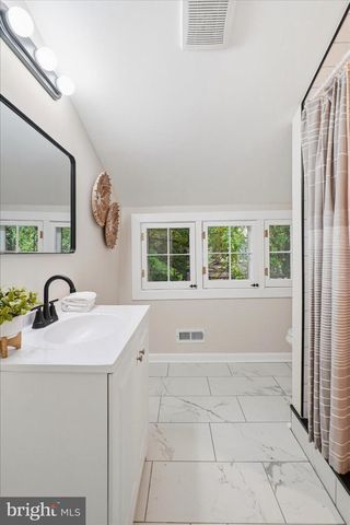 1 GLENWOOD AVE, Baltimore, MD 21228