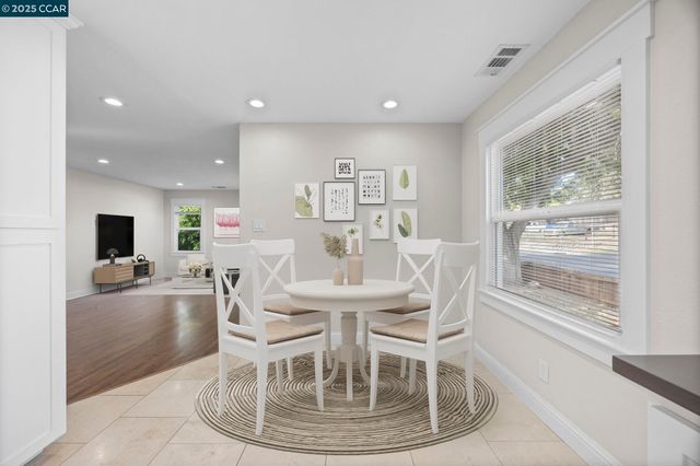 2910 Almond St, Martinez, CA 94553