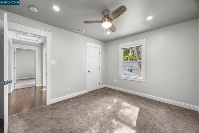 2910 Almond St, Martinez, CA 94553