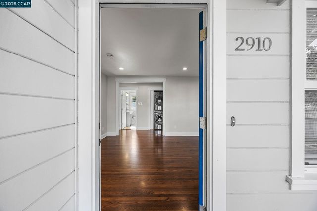 2910 Almond St, Martinez, CA 94553