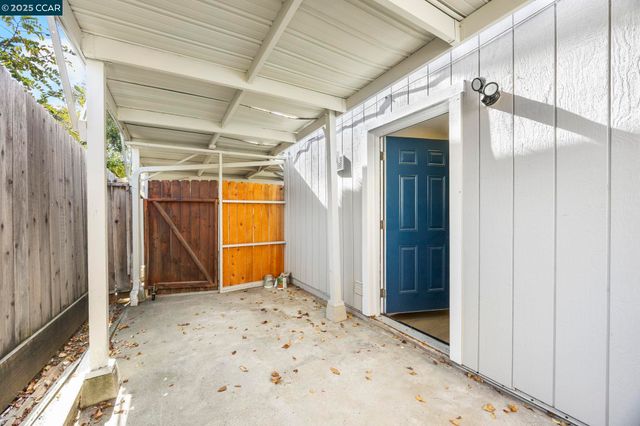 2910 Almond St, Martinez, CA 94553