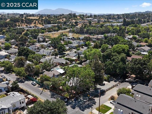 2910 Almond St, Martinez, CA 94553