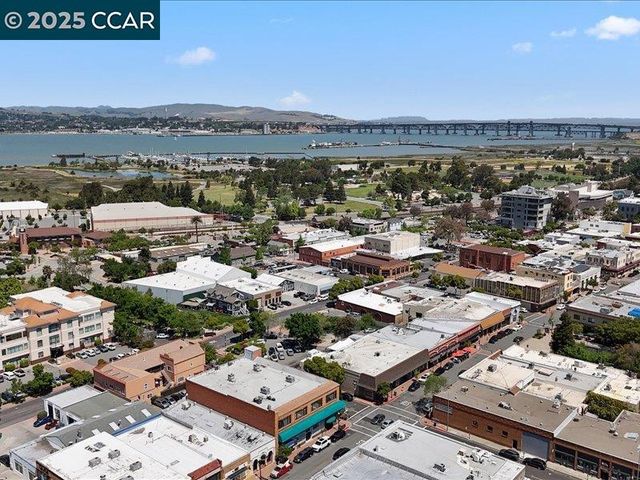 2910 Almond St, Martinez, CA 94553