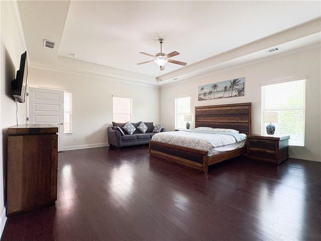 10643 Naramore Lane, Alpharetta, GA 30022
