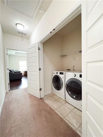 10643 Naramore Lane, Alpharetta, GA 30022
