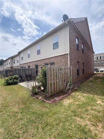 10643 Naramore Lane, Alpharetta, GA 30022