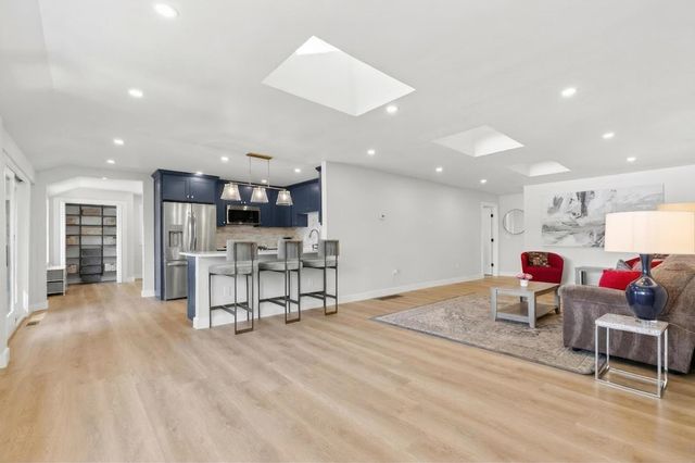 782 Weirs Boulevard, Laconia, NH 03246