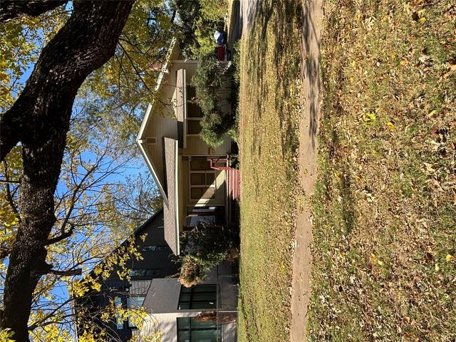 818 S Pickard Avenue, Norman, OK 73069