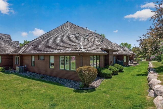 10803 57th Avenue N, Plymouth, MN 55442