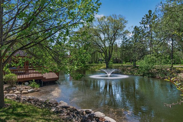 10803 57th Avenue N, Plymouth, MN 55442