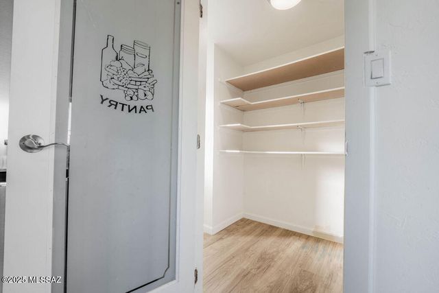 5011 N Davis Avenue, Tucson, AZ 85705