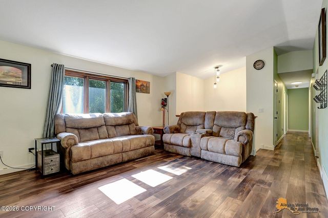 7585 E Rawhide Lane, Palmer, AK 99645