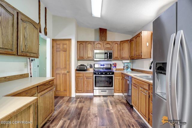 7585 E Rawhide Lane, Palmer, AK 99645