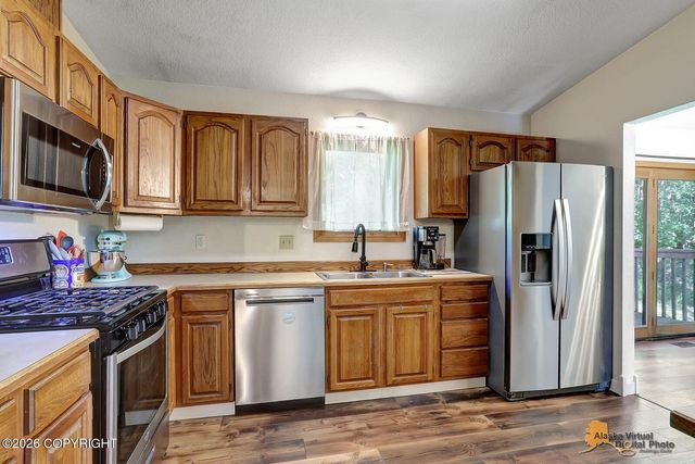 7585 E Rawhide Lane, Palmer, AK 99645