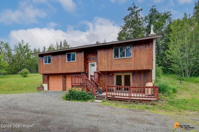 7585 E Rawhide Lane, Palmer, AK 99645