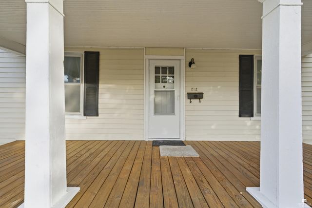 212 Ash Street, Wamego, KS 66547