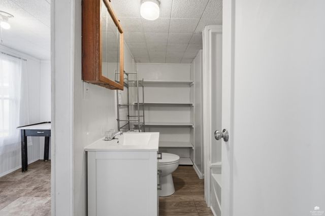 212 Ash Street, Wamego, KS 66547