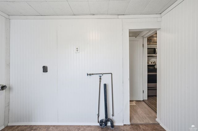 212 Ash Street, Wamego, KS 66547