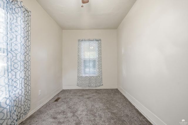 212 Ash Street, Wamego, KS 66547