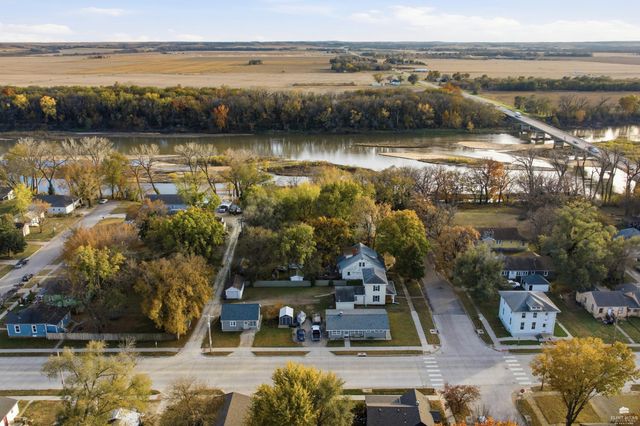 212 Ash Street, Wamego, KS 66547