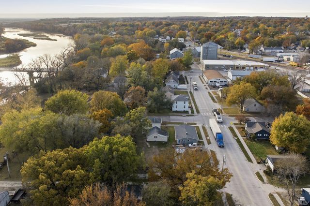 212 Ash Street, Wamego, KS 66547