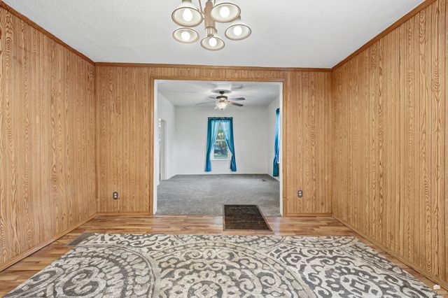 212 Ash Street, Wamego, KS 66547