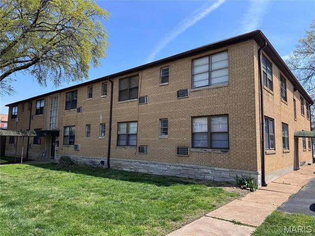 3508 Watson Road, St Louis, MO 63139