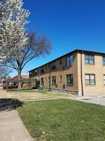 3508 Watson Road, St Louis, MO 63139