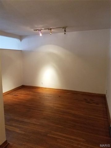 3508 Watson Road, St Louis, MO 63139