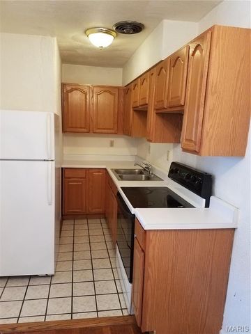 3508 Watson Road, St Louis, MO 63139