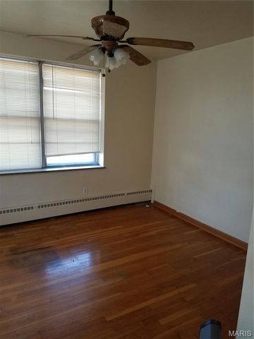 3508 Watson Road, St Louis, MO 63139