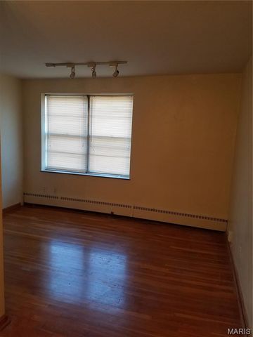 3508 Watson Road, St Louis, MO 63139