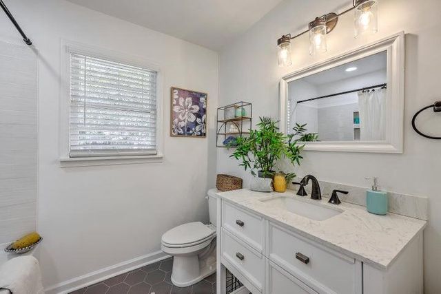 702 N Palmetto Street, Summerville, SC 29483