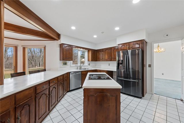 64 Fox Pointe Place, O'hara, PA 15238