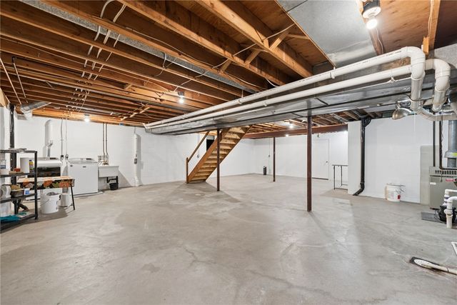 64 Fox Pointe Place, O'hara, PA 15238