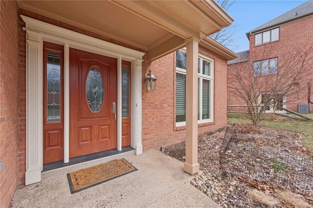 64 Fox Pointe Place, O'hara, PA 15238