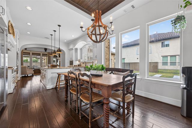 3 Blue Mesa Court, Spring, TX 77389