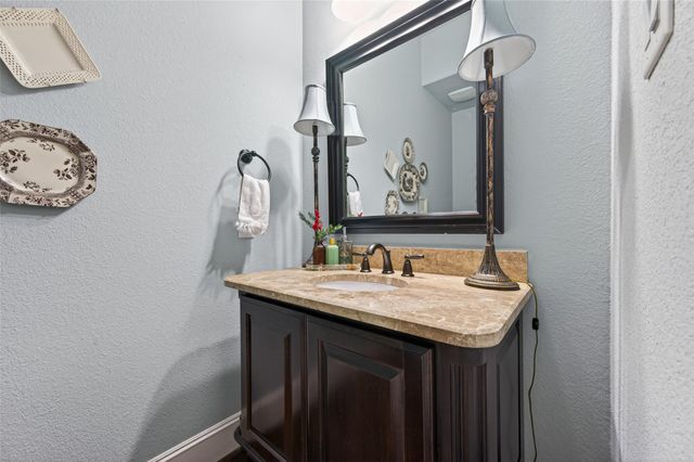 3 Blue Mesa Court, Spring, TX 77389