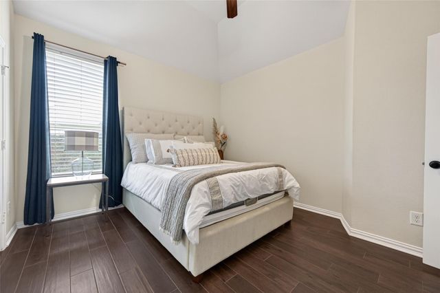 3 Blue Mesa Court, Spring, TX 77389