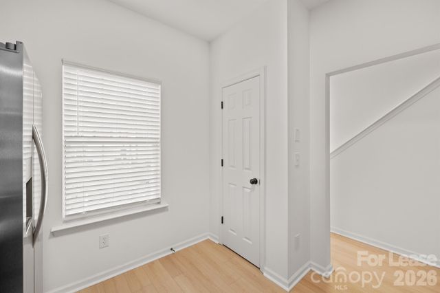 2270 Winthrop Chase Drive, Charlotte, NC 28212