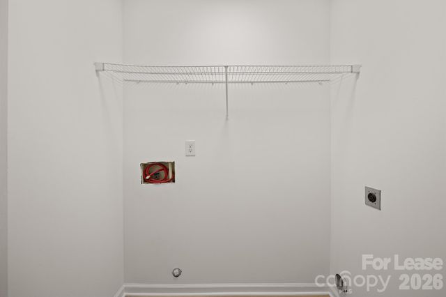 2270 Winthrop Chase Drive, Charlotte, NC 28212