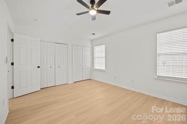 2270 Winthrop Chase Drive, Charlotte, NC 28212